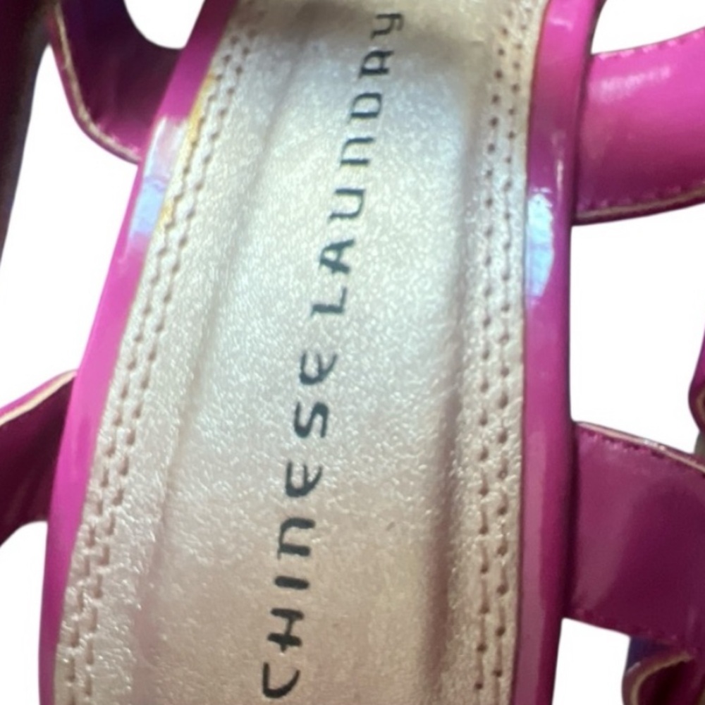 Chinese Laundry Fuchsia Strappy Sandals Women’s Size 9.5 NWOT - Picture 6 of 9